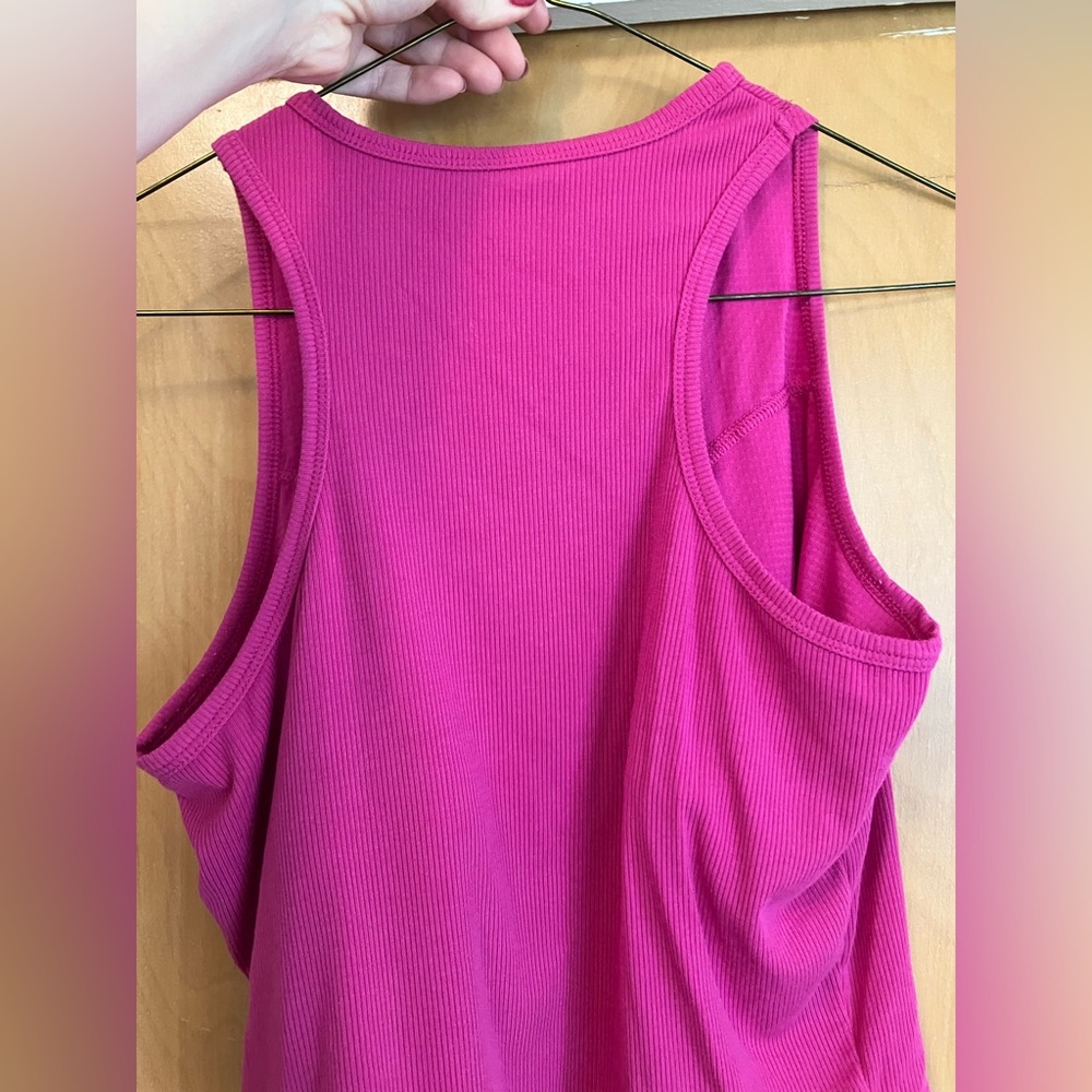 Pink Cropped Ribbed SportsBra - Picture 2 of 4